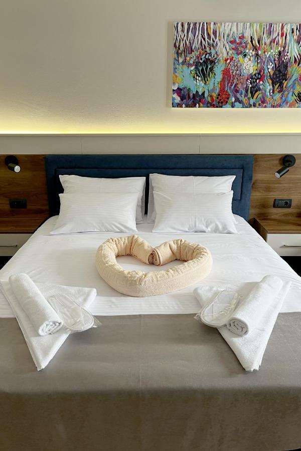 Caka Luxury Rooms & Restaurant Чуприя Экстерьер фото