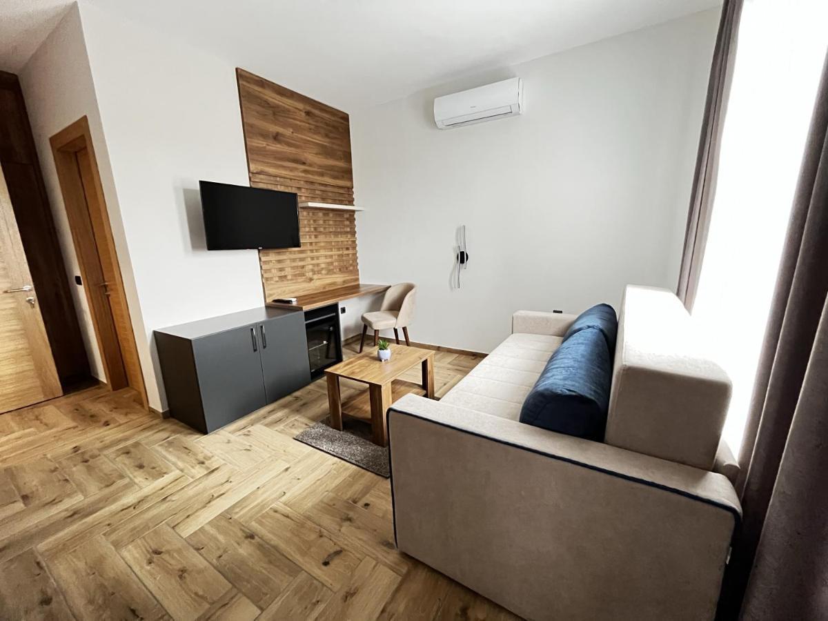 Caka Luxury Rooms & Restaurant Чуприя Экстерьер фото