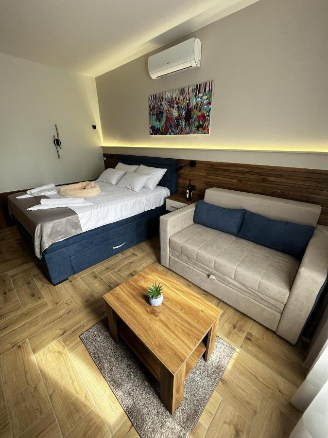 Caka Luxury Rooms & Restaurant Чуприя Экстерьер фото