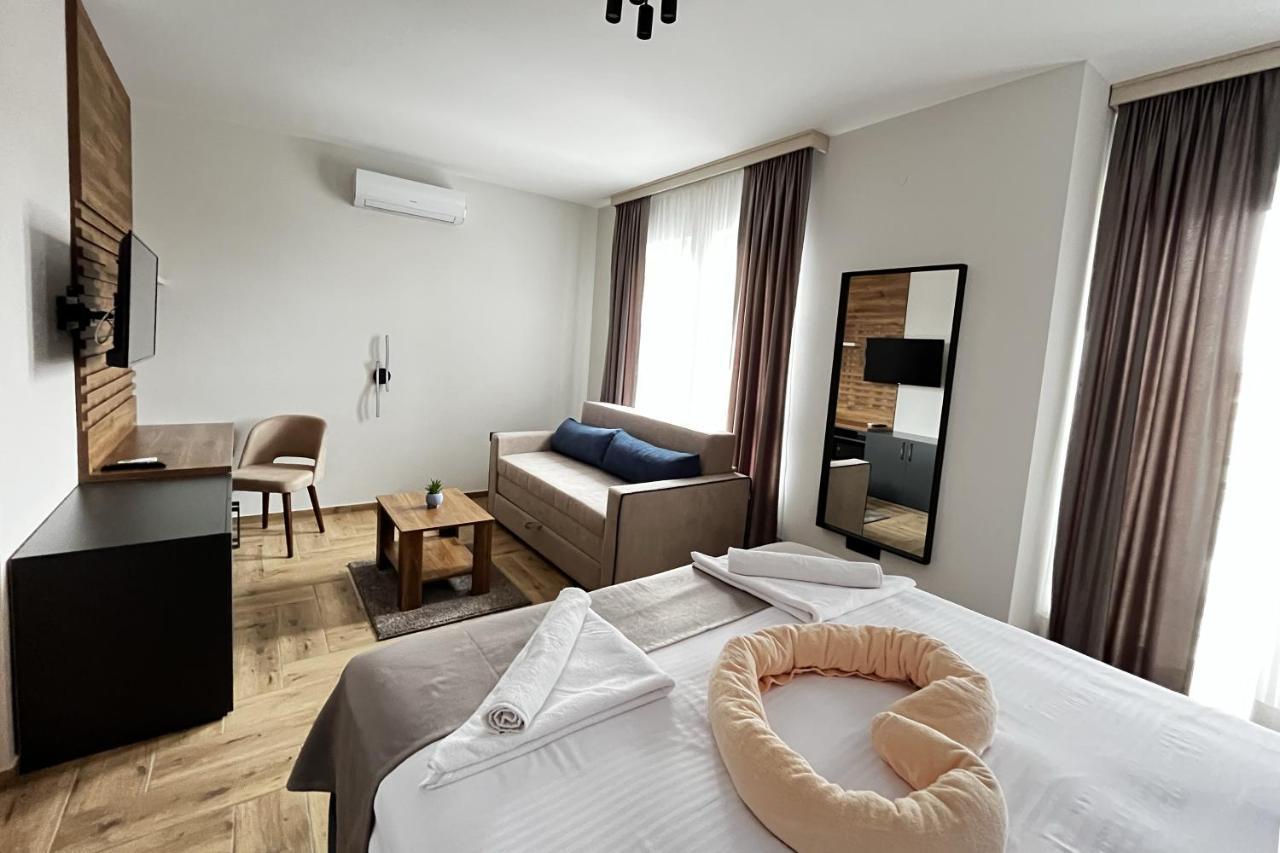 Caka Luxury Rooms & Restaurant Чуприя Экстерьер фото